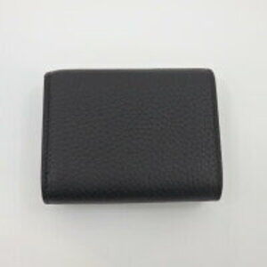 Louis Vuitton Portefeuille Capucines Black Wallet